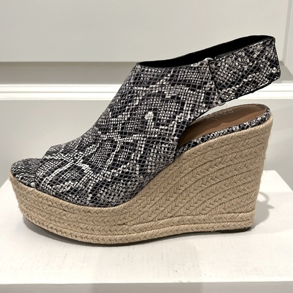 NWOT Aerosoles Martha Stewart Hillside Wedges - Picture 3 of 10